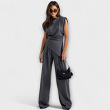 Michaela - Set asimmetrico con spalle drammatiche