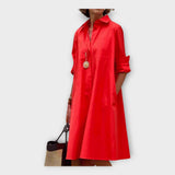 Elegante abito polo in materiale premium
