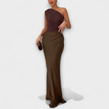 Elegante maxi abito a spalla unica