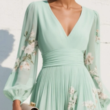Lucija - Abito Midi Chiffon Verde Chiaro con Plissé Floreale