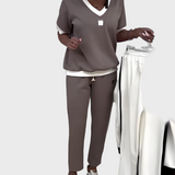 Kristýna - Set Femminile Casual con Top e Pantaloni con Scollatura a V