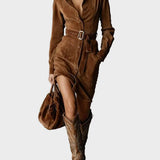 Abito midi in suede con maniche lunghe e colletto